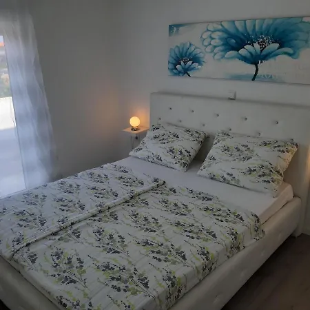 Apartment Melody