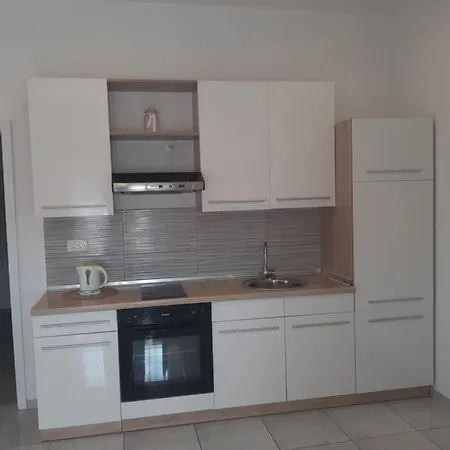 Melody Apartment *